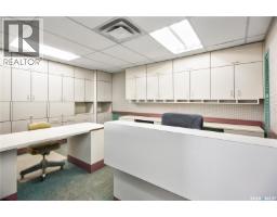 325 17th Street W, Prince Albert, SK S6V3X6 Photo 9