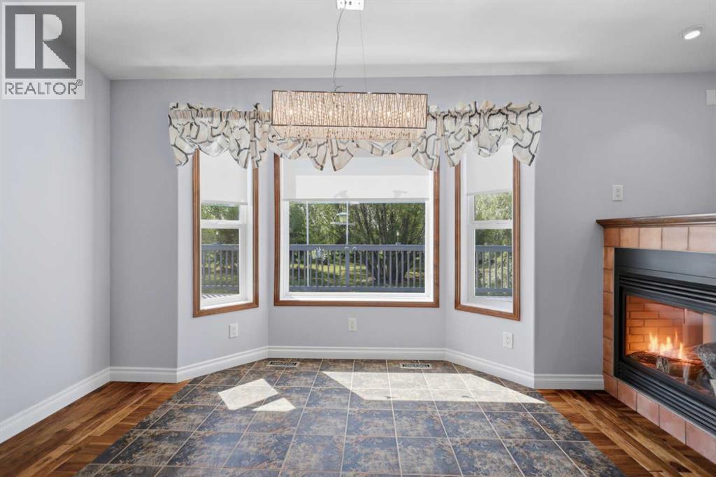 253037 Township Road 432 - 6