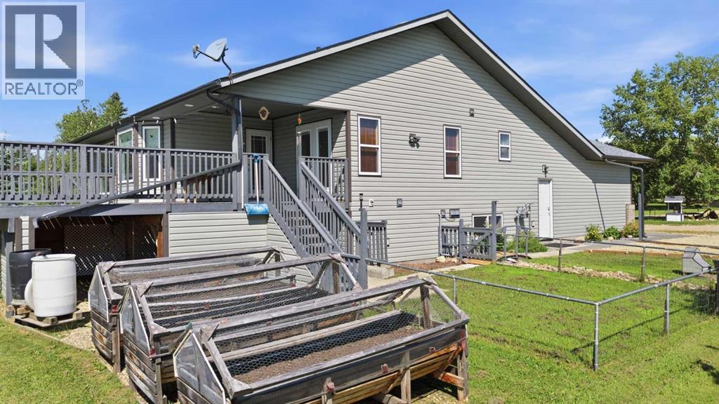 253037 Township Road 432 - 26