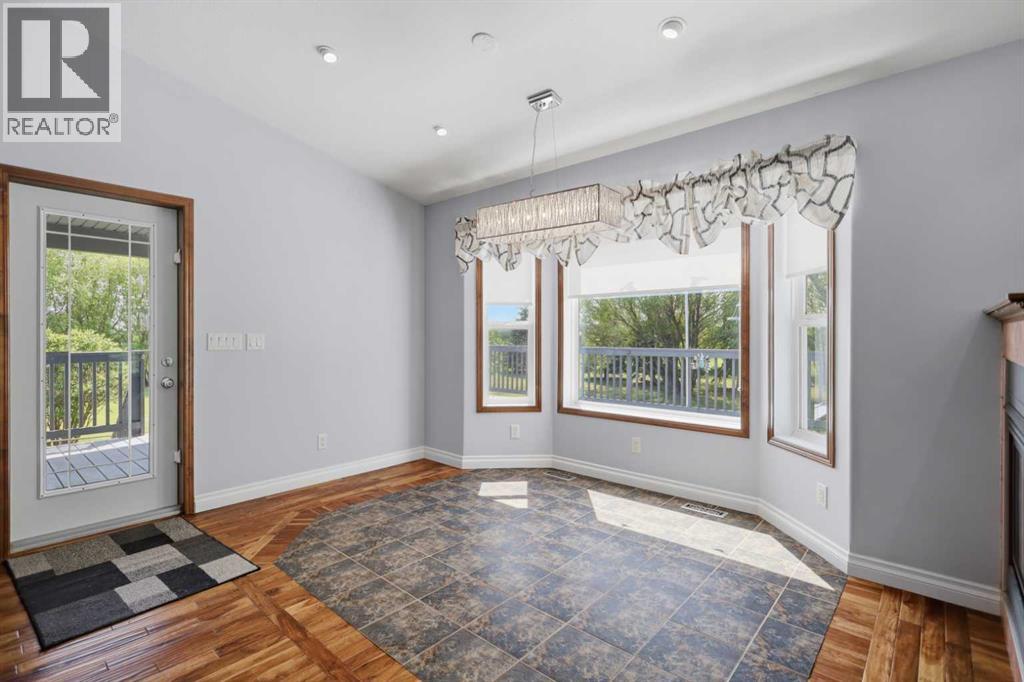 253037 Township Road 432 - 5