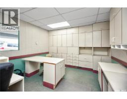 325 17th Street W, Prince Albert, SK S6V3X6 Photo 10