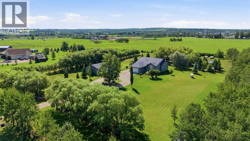 253037 Township Road 432 - 35