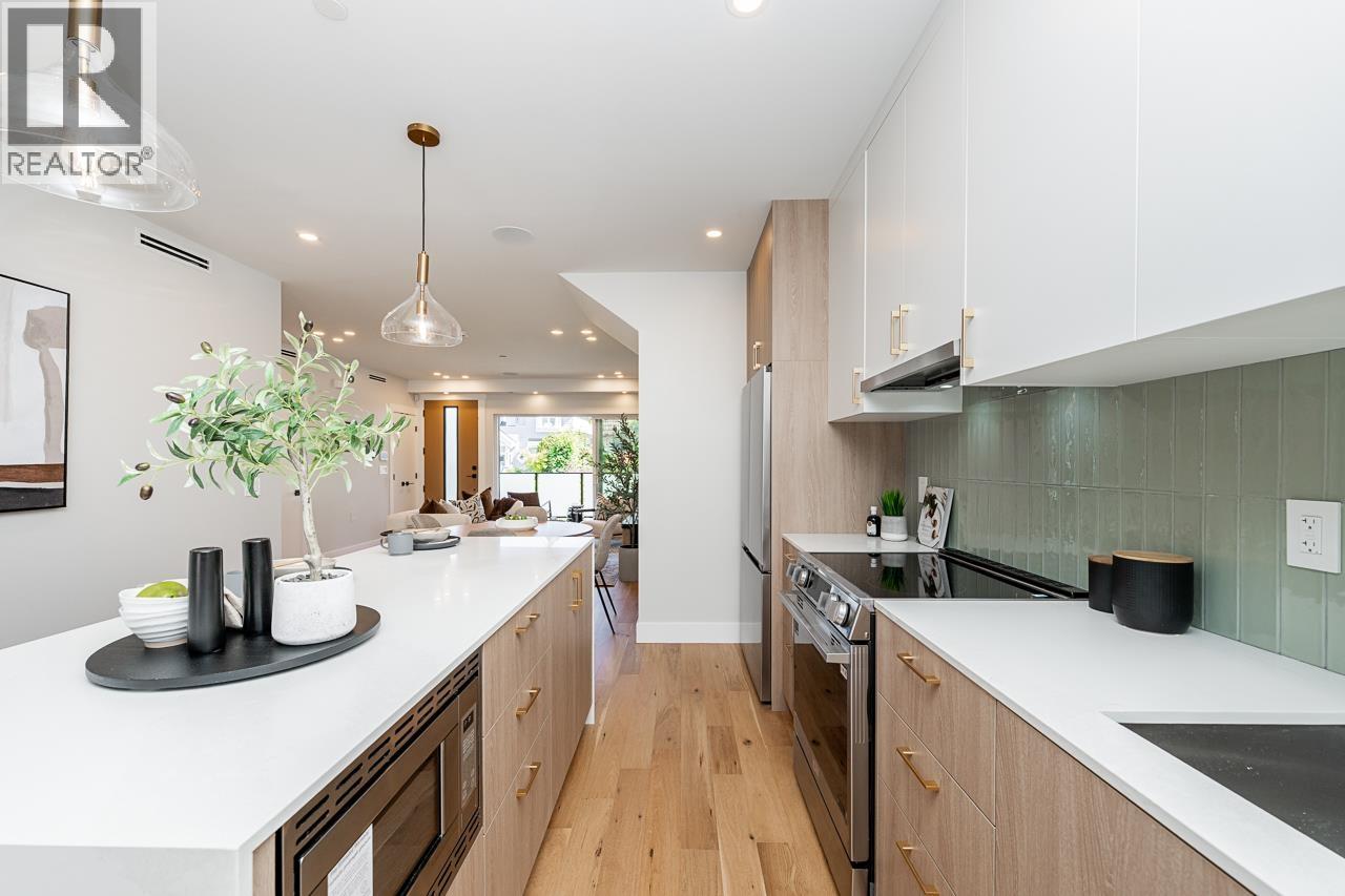 3 Bed, 2 Bath House for Sale in Vancouver – 2 676 E 22ND AVENUE, Vancouver – MLS# R3148160 - Image 6