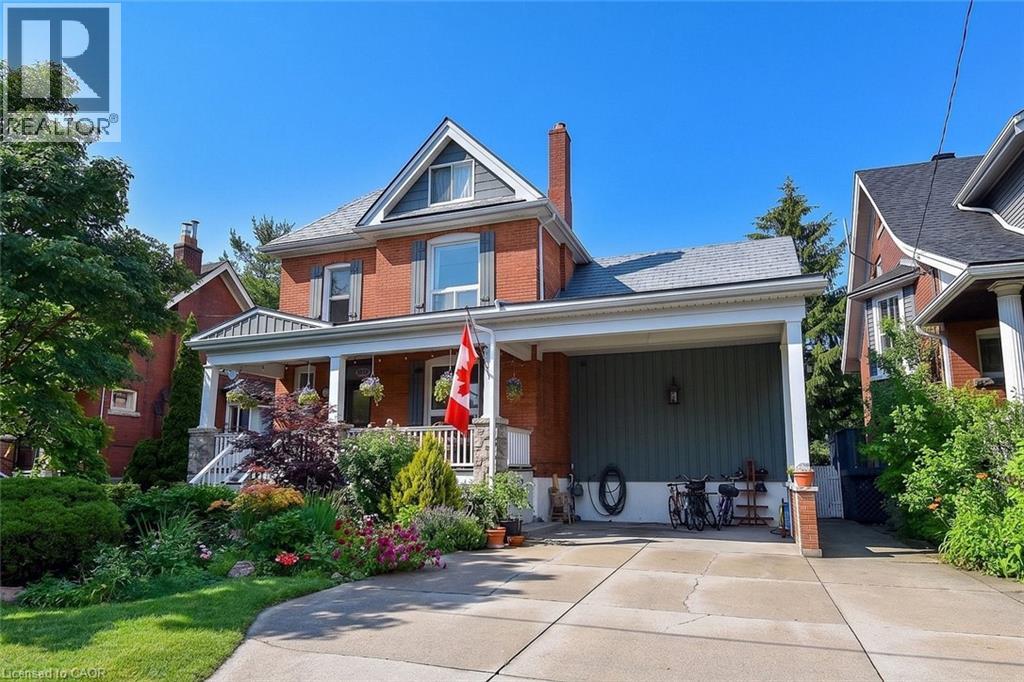 135 ALPINE Avenue - 1