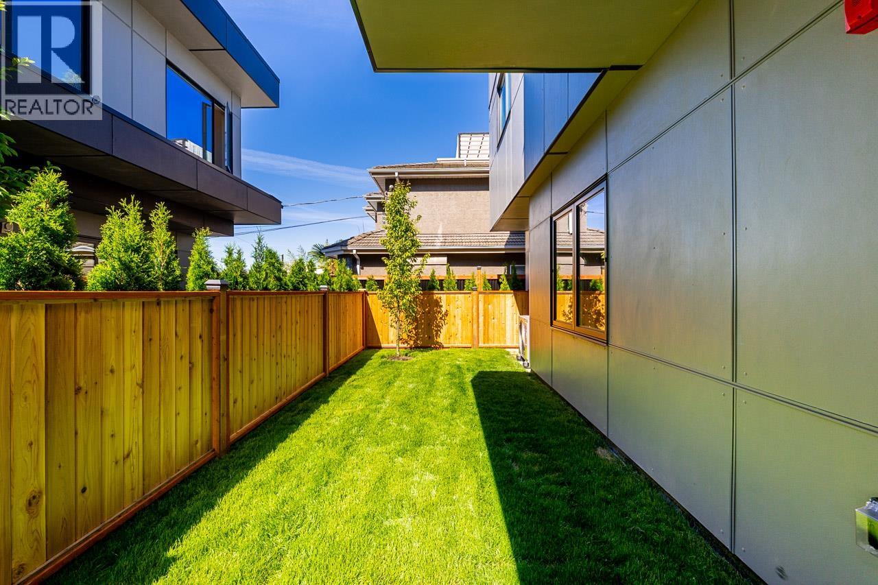 3 Bed, 2 Bath House for Sale in Vancouver – 2 676 E 22ND AVENUE, Vancouver – MLS# R3148160 - Image 22