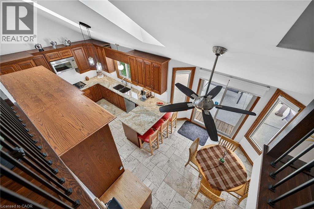 6 REGAL Drive - 29