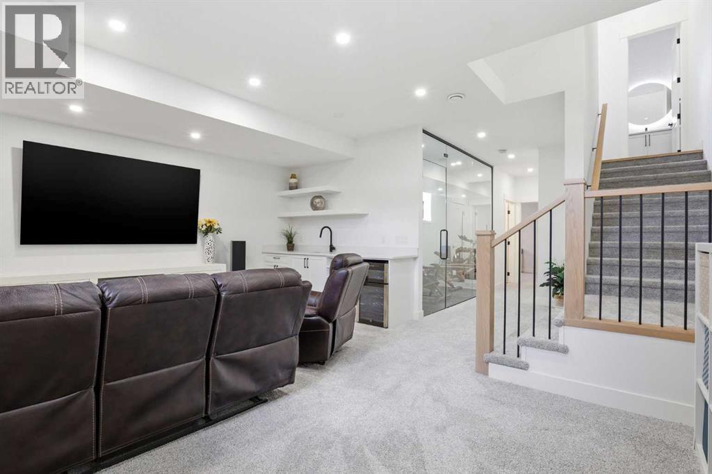 2635 34 Street SW - 30