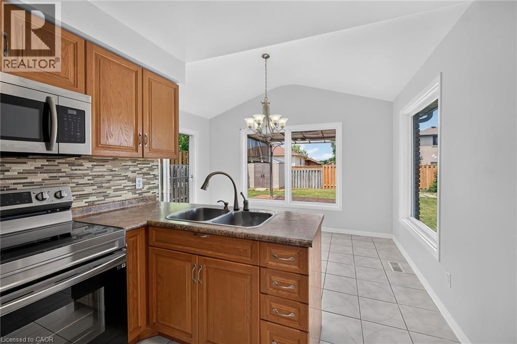 21 SPRINGGARDEN Crescent - 9