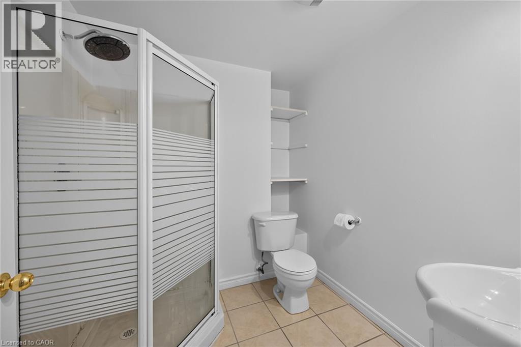 21 SPRINGGARDEN Crescent - Image 35