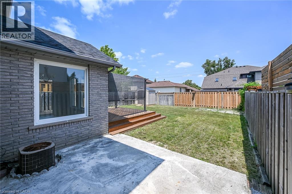 21 SPRINGGARDEN Crescent - Image 45