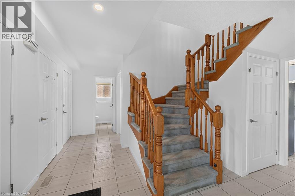 21 SPRINGGARDEN Crescent - 18
