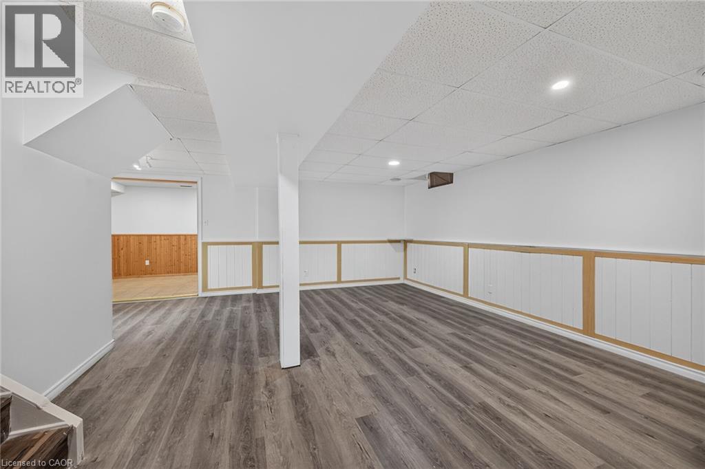 21 SPRINGGARDEN Crescent - 30