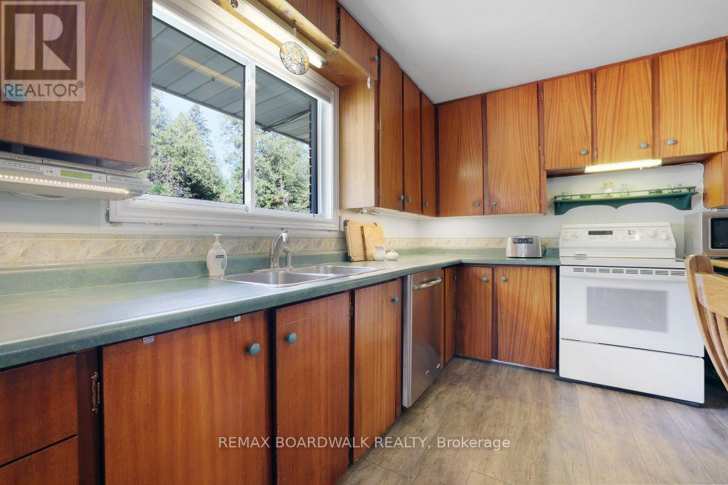 2043 CARP ROAD - Image 14