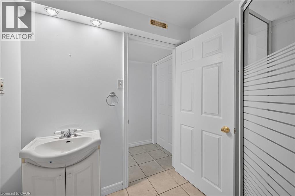 21 SPRINGGARDEN Crescent - 36