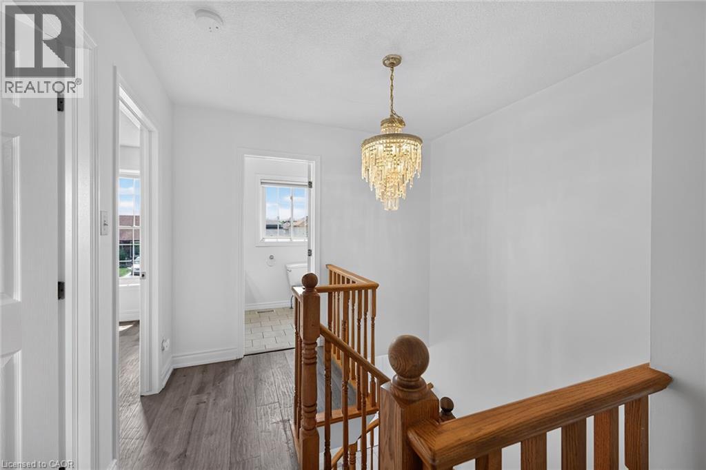 21 SPRINGGARDEN Crescent - 29