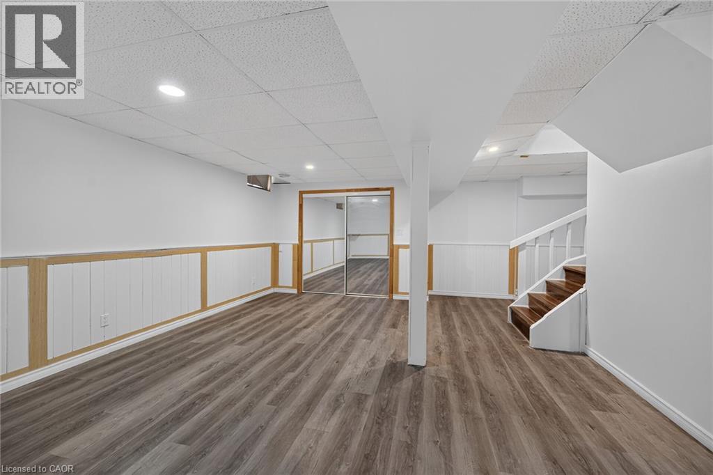 21 SPRINGGARDEN Crescent - 31
