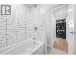 B - 7 Gwynne Avenue, Ottawa, ON K1Y1X1 Photo 10