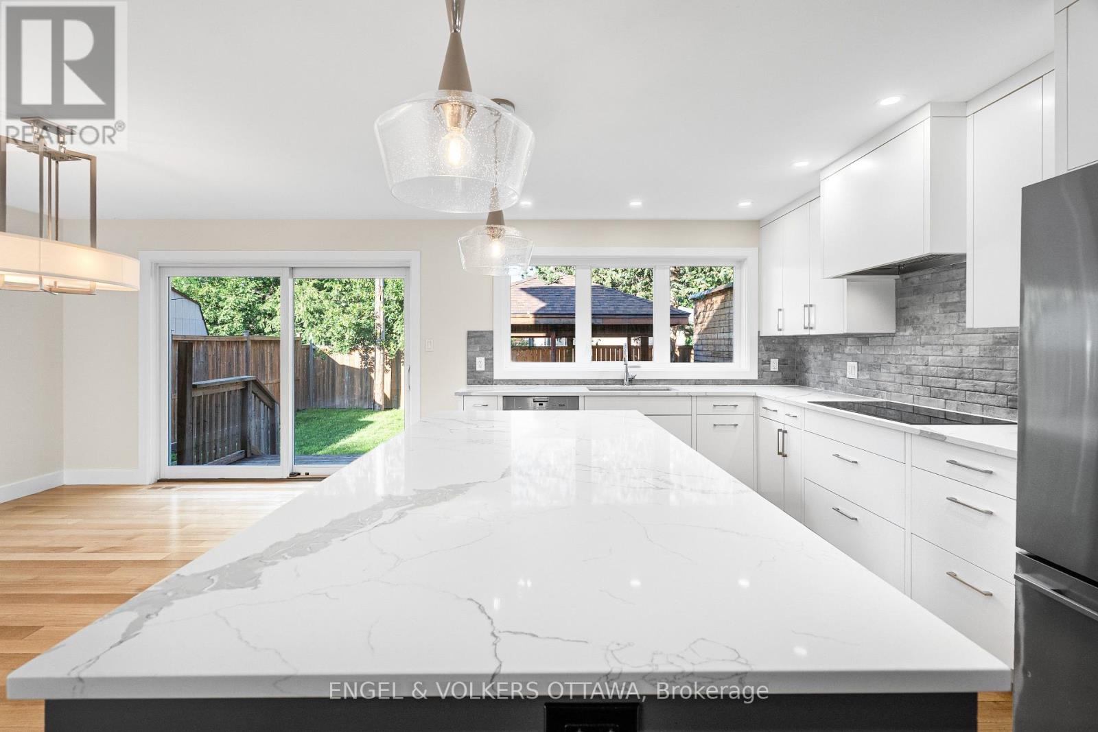 977 BLYTHDALE ROAD - Image 13