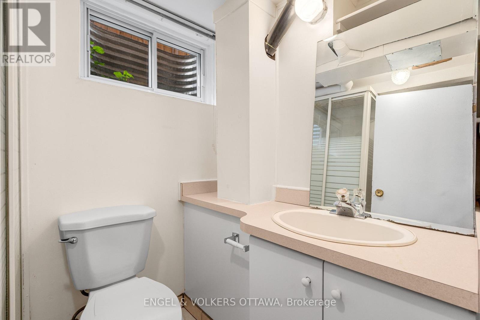 977 BLYTHDALE ROAD - Image 28
