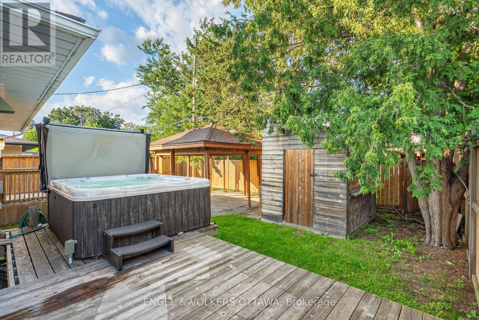 977 BLYTHDALE ROAD - Image 35