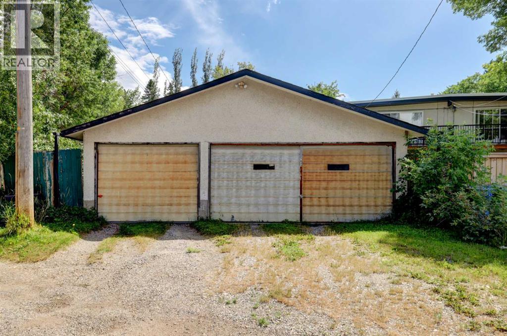7624 34 Avenue NW - 30