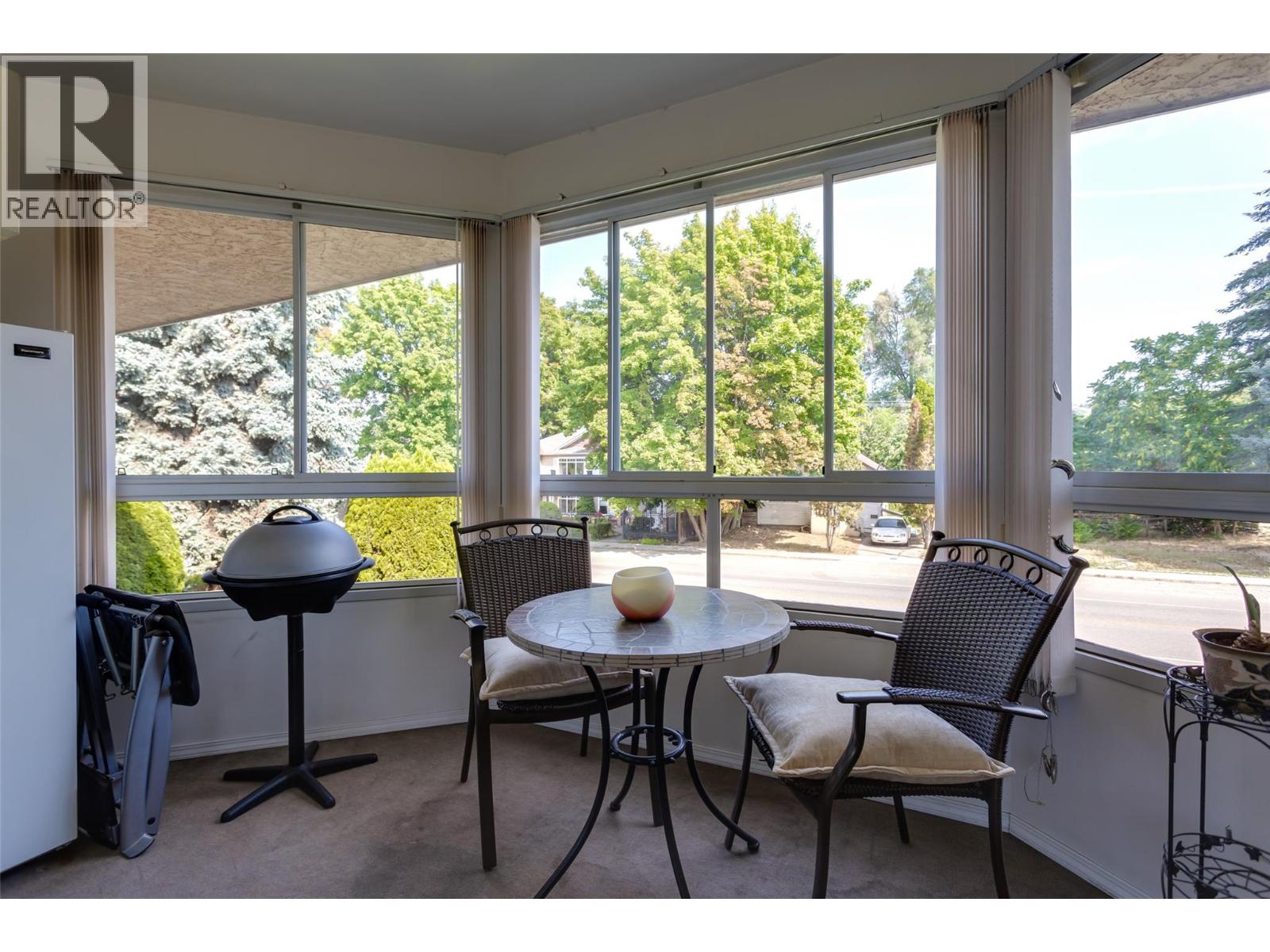 #107 945 Lawrence Avenue - 18