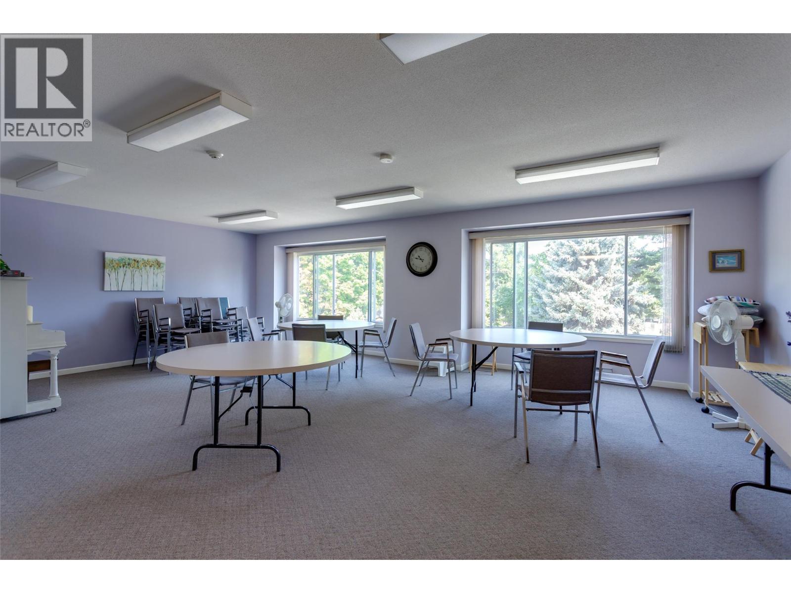 #107 945 Lawrence Avenue - 37