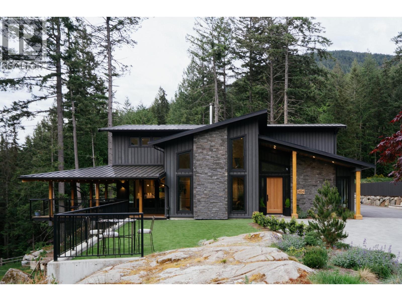 1604 JOAN AUDREY LANE, Bowen Island