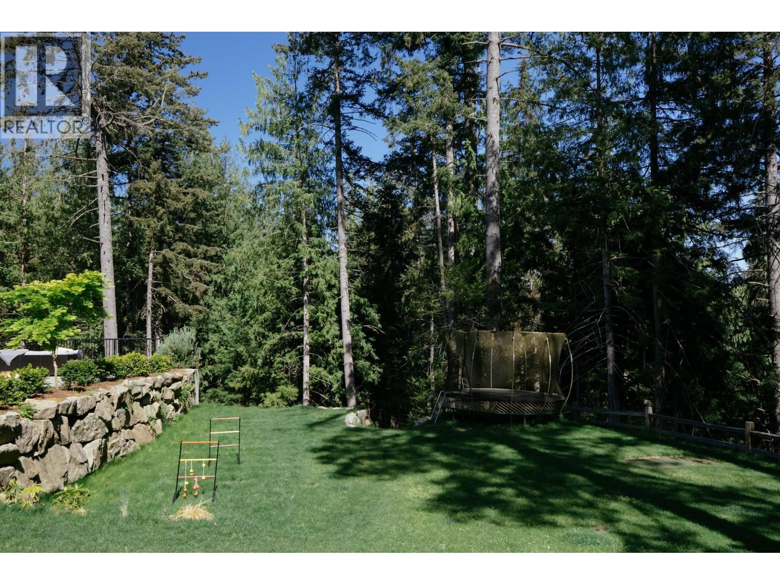 1604 JOAN AUDREY LANE, Bowen Island
