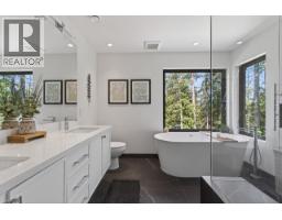 1604 Joan Audrey Lane, Bowen Island, BC V0N1G2 Photo 20