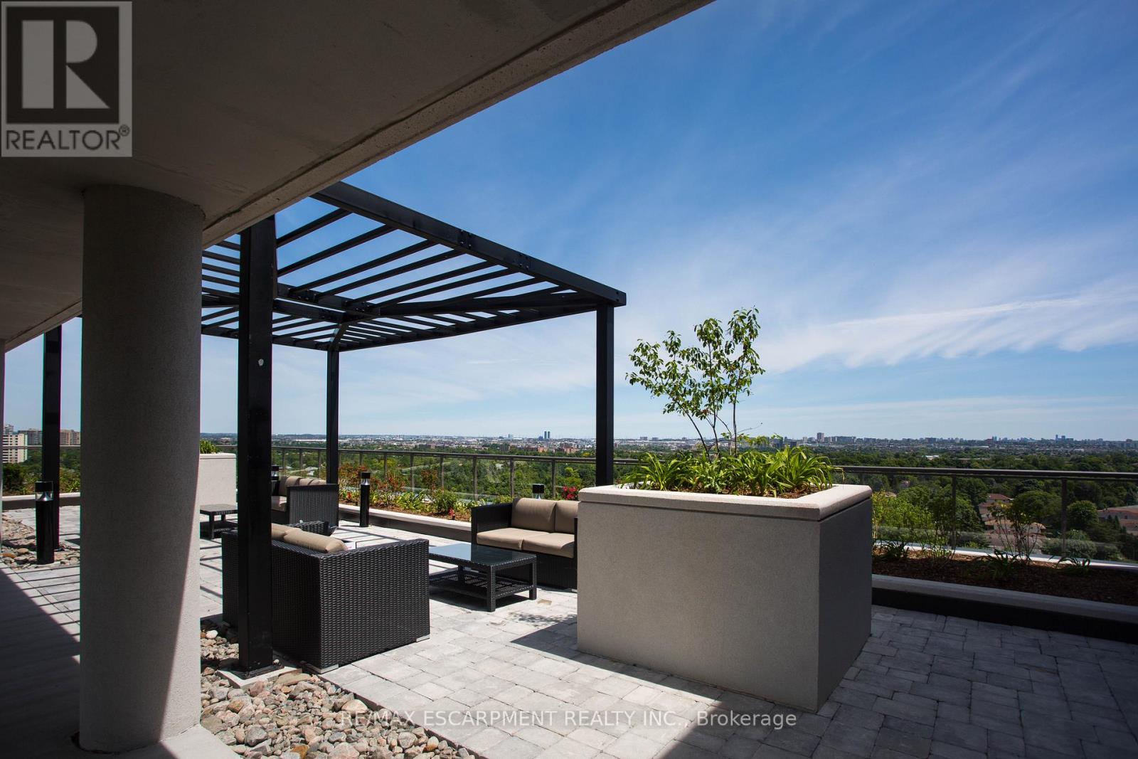 #501 80 ESTHER LORRIE DRIVE - 41