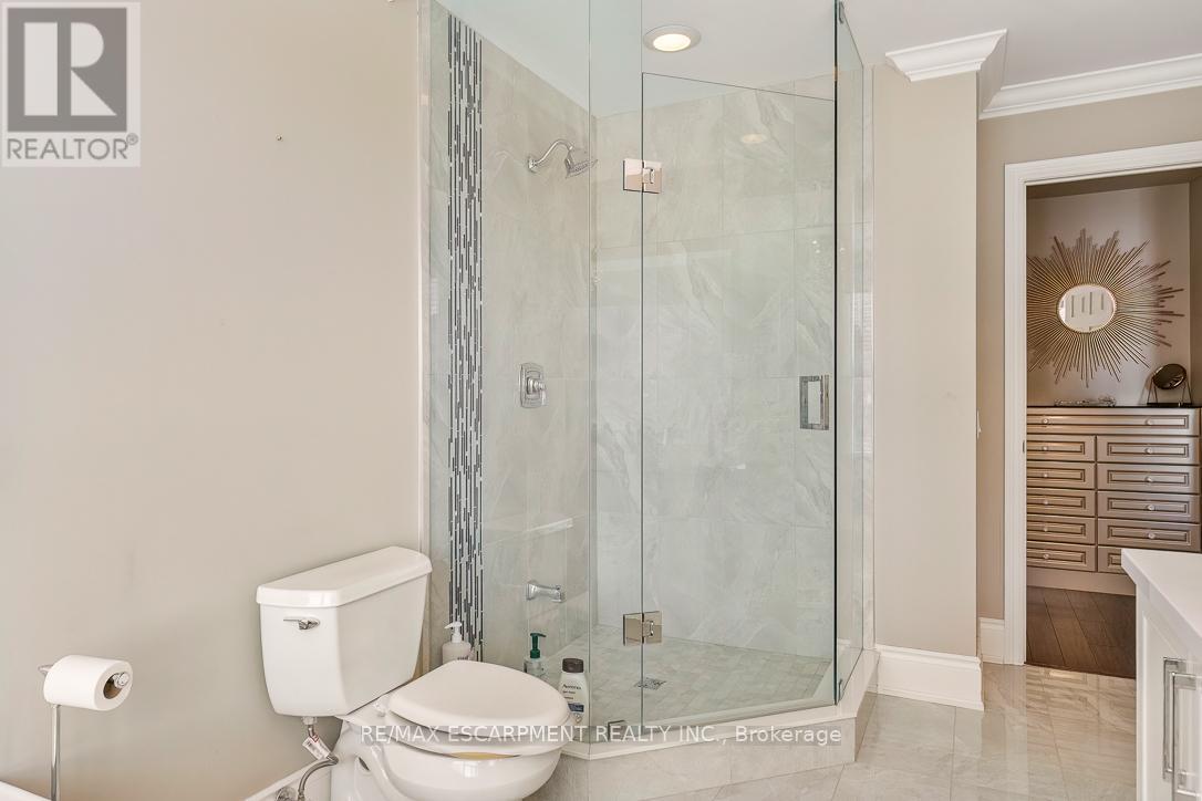 #2706 35 KINGSBRIDGE GARDEN CIRCLE - 34