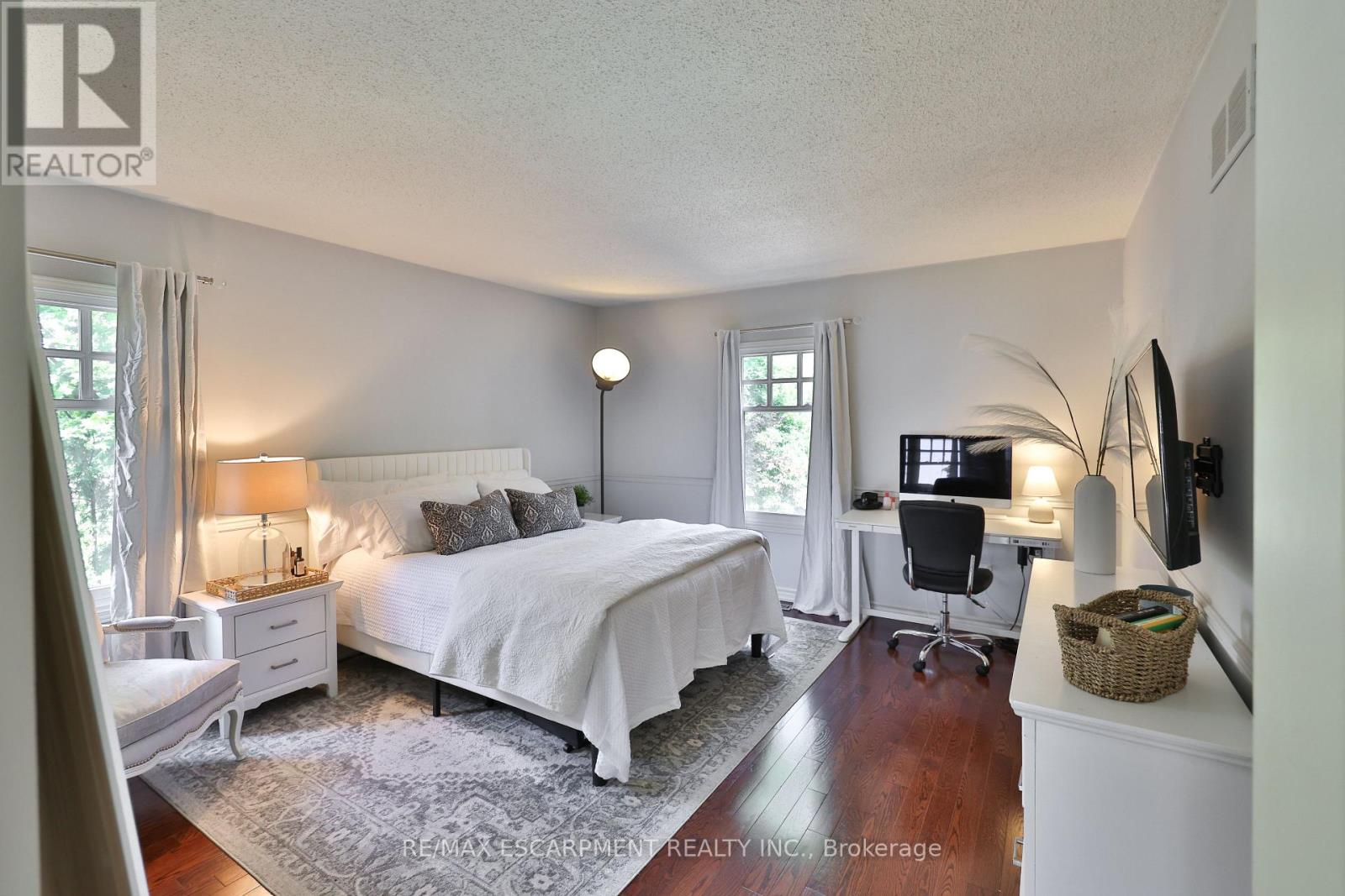 3555 KINGBIRD COURT - 17