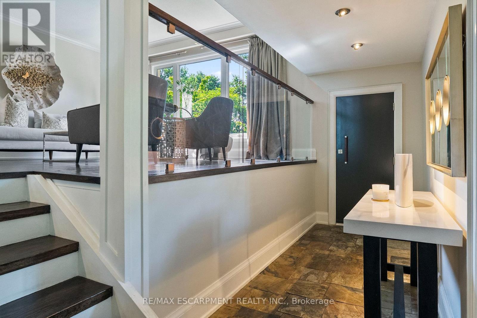 175 MOHAWK ROAD - 10