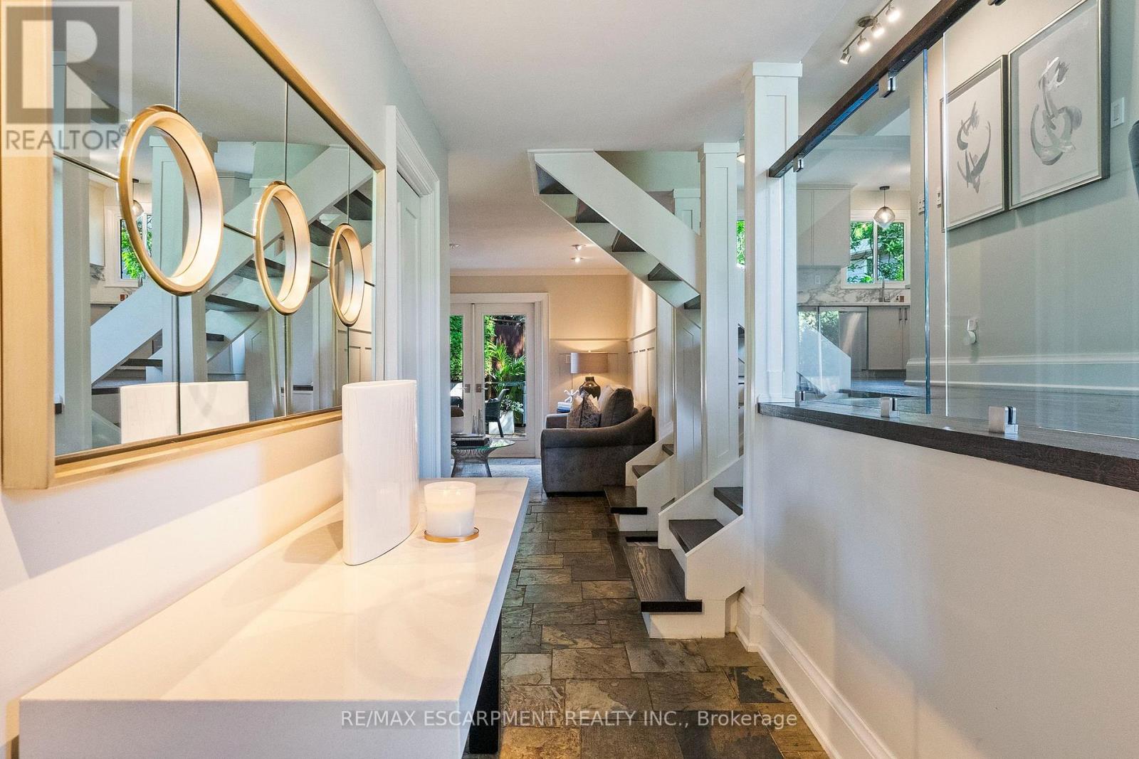 175 MOHAWK ROAD - 11