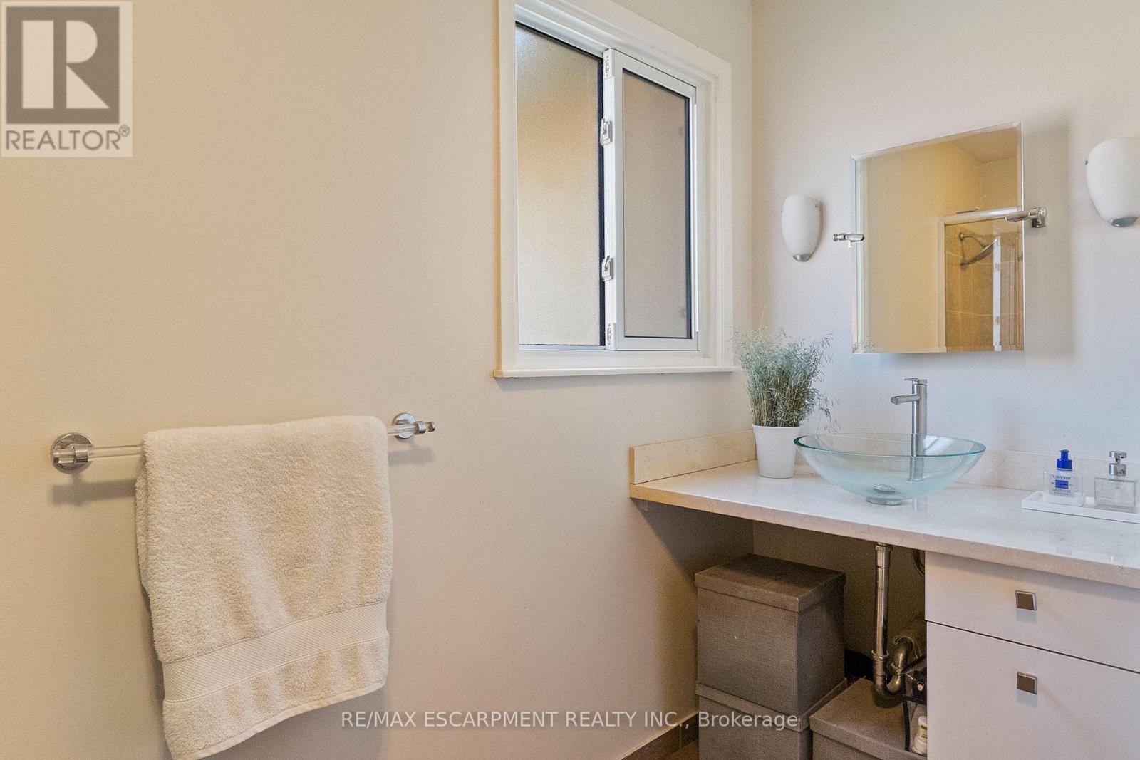 175 MOHAWK ROAD - 27