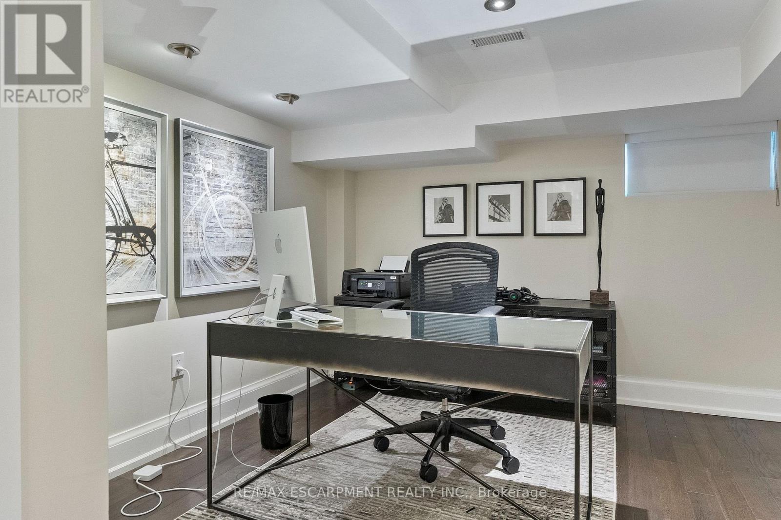 175 MOHAWK ROAD - 35