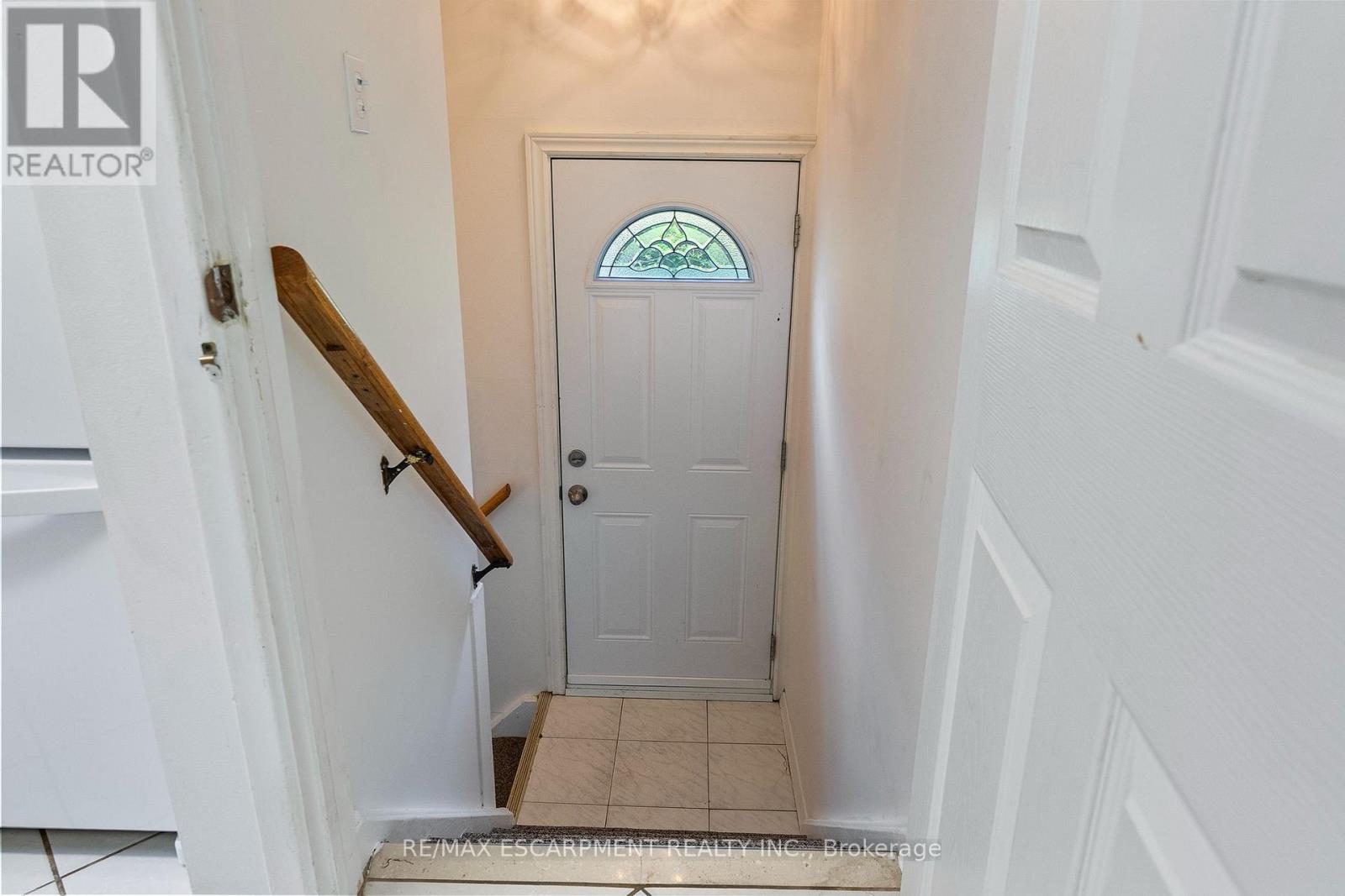 1272 KELLY ROAD - 25