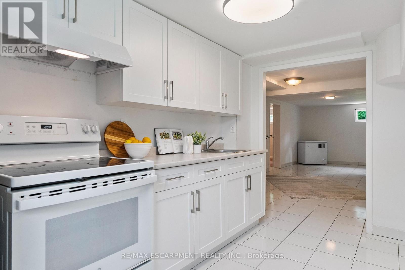 1272 KELLY ROAD - 30