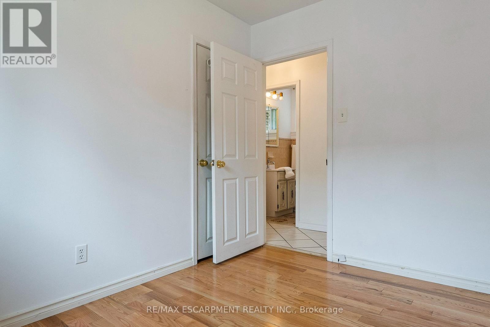 1272 KELLY ROAD - 22