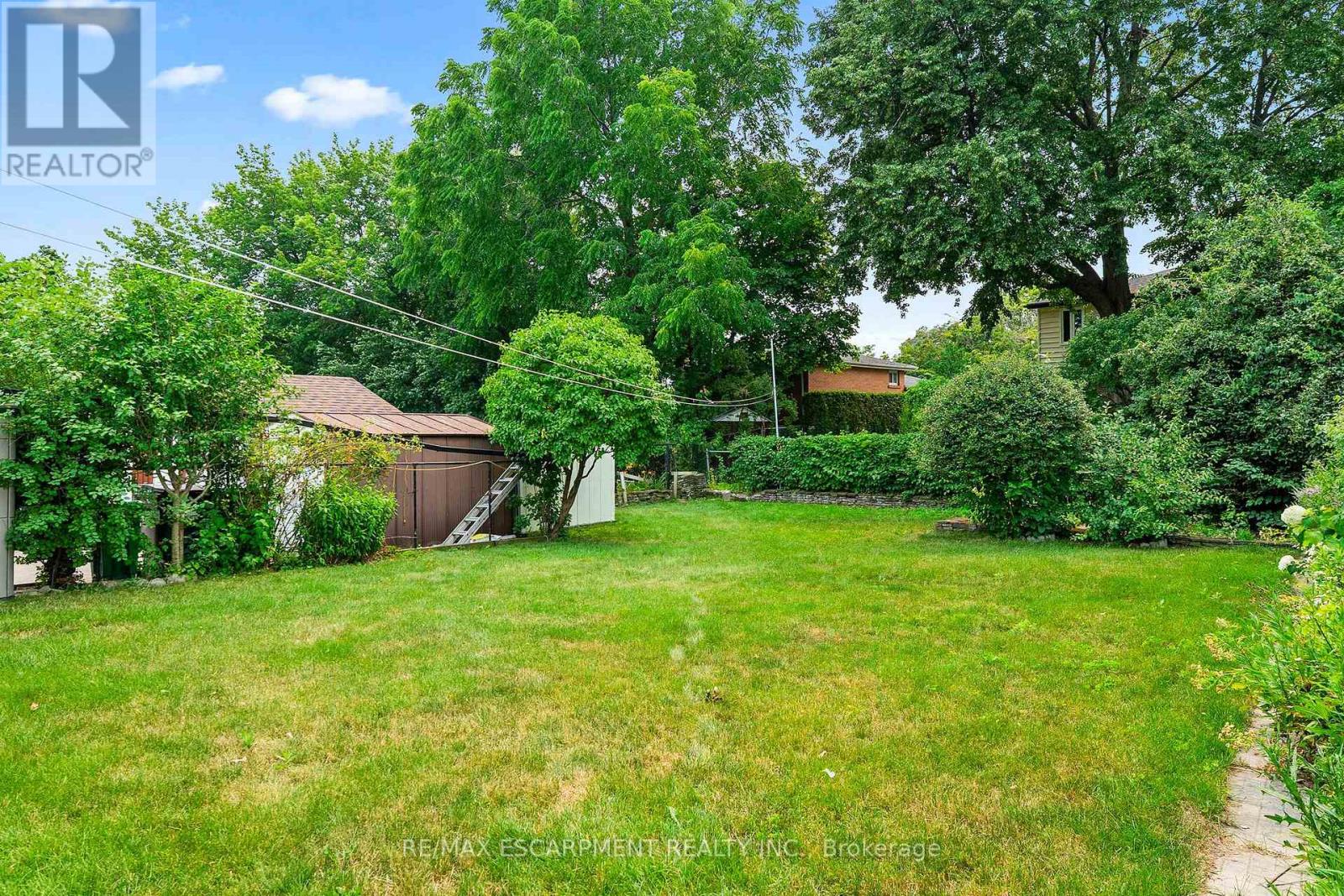 1272 KELLY ROAD - 39