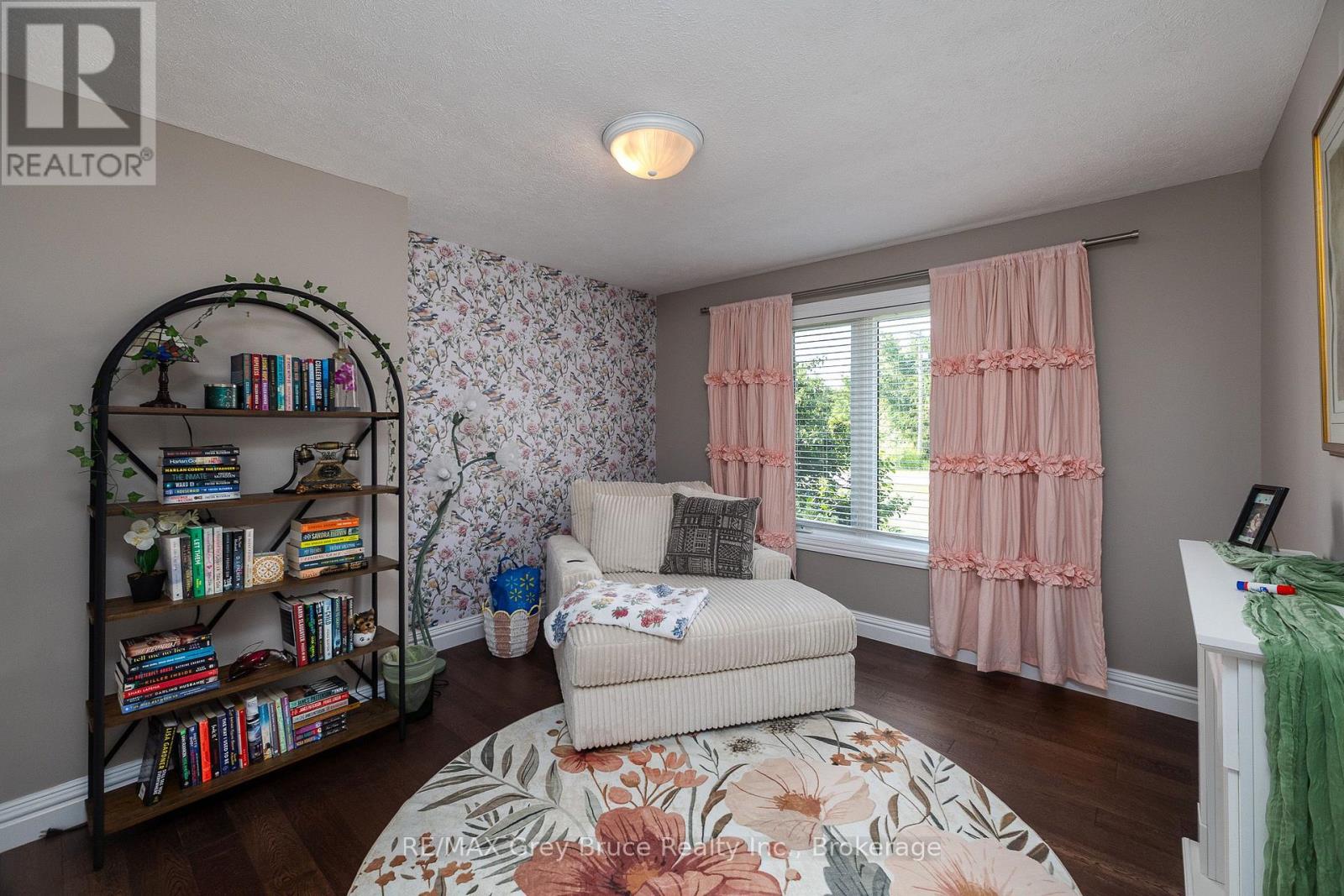 913 27TH STREET W - 15