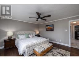 Bedroom 2 - 913 27th Street W, Georgian Bluffs, ON N4K5N4 Photo 17