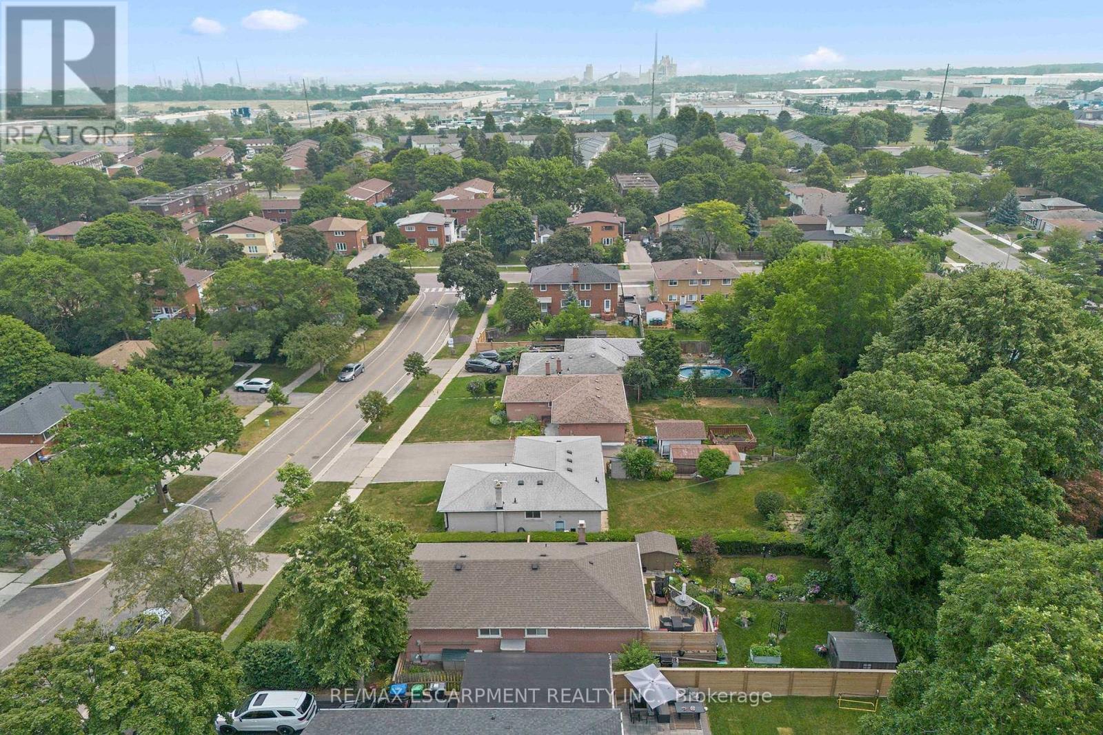 1272 KELLY ROAD - 44