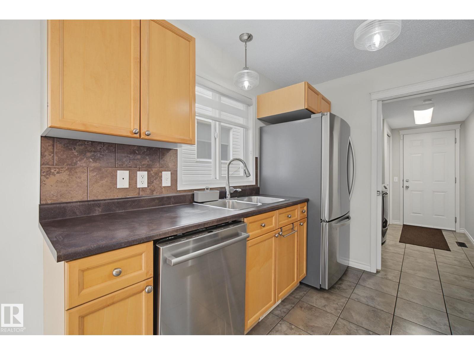 616 61 ST SW - 14