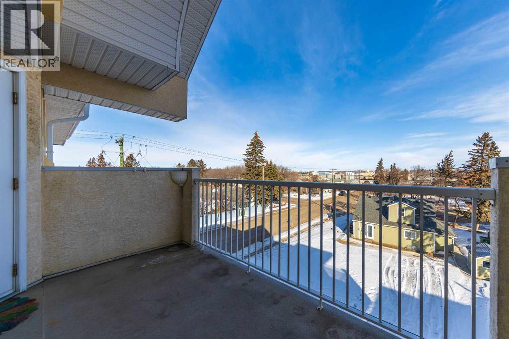 #302 5120 49 Street - 36