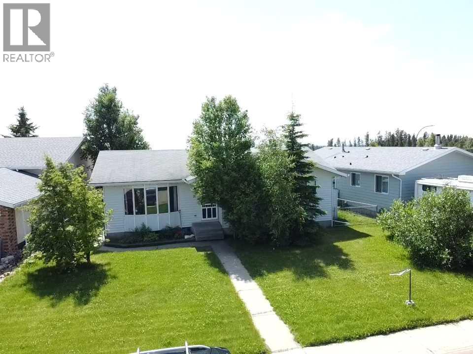 31 Hollinger Drive - 1