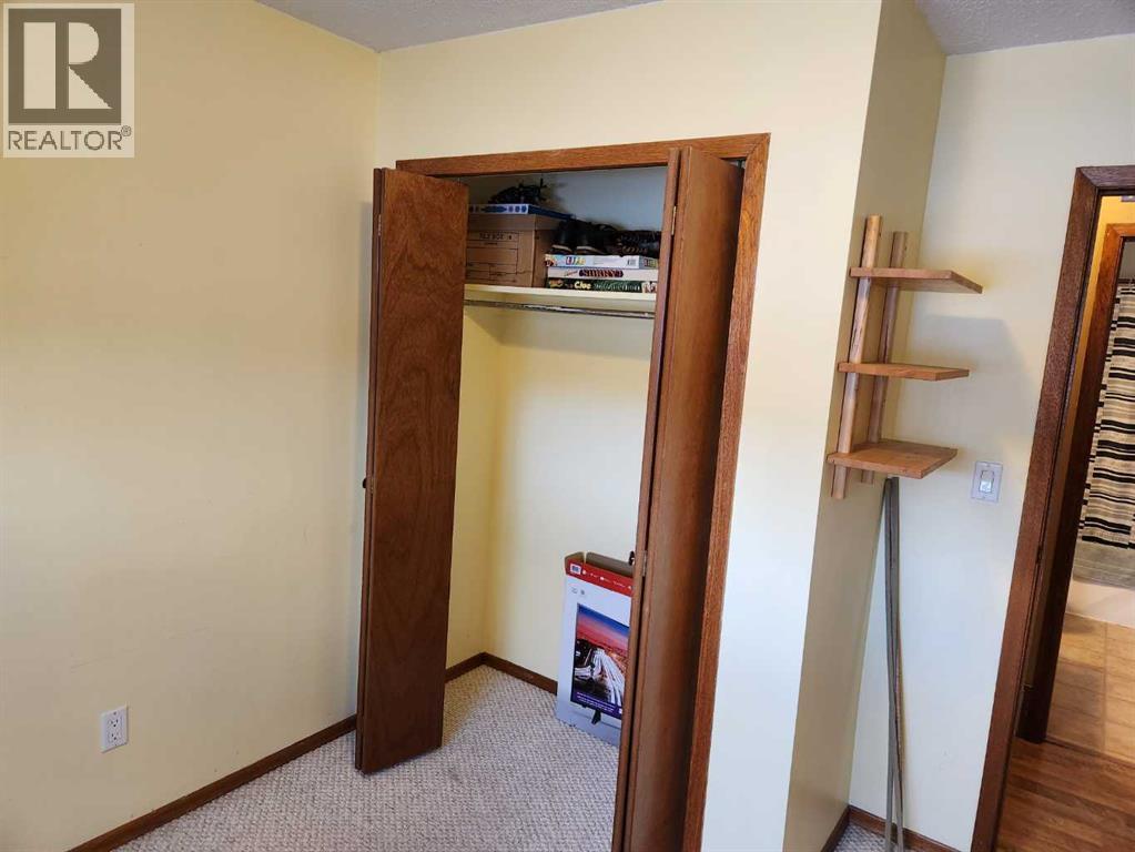 31 Hollinger Drive - 18