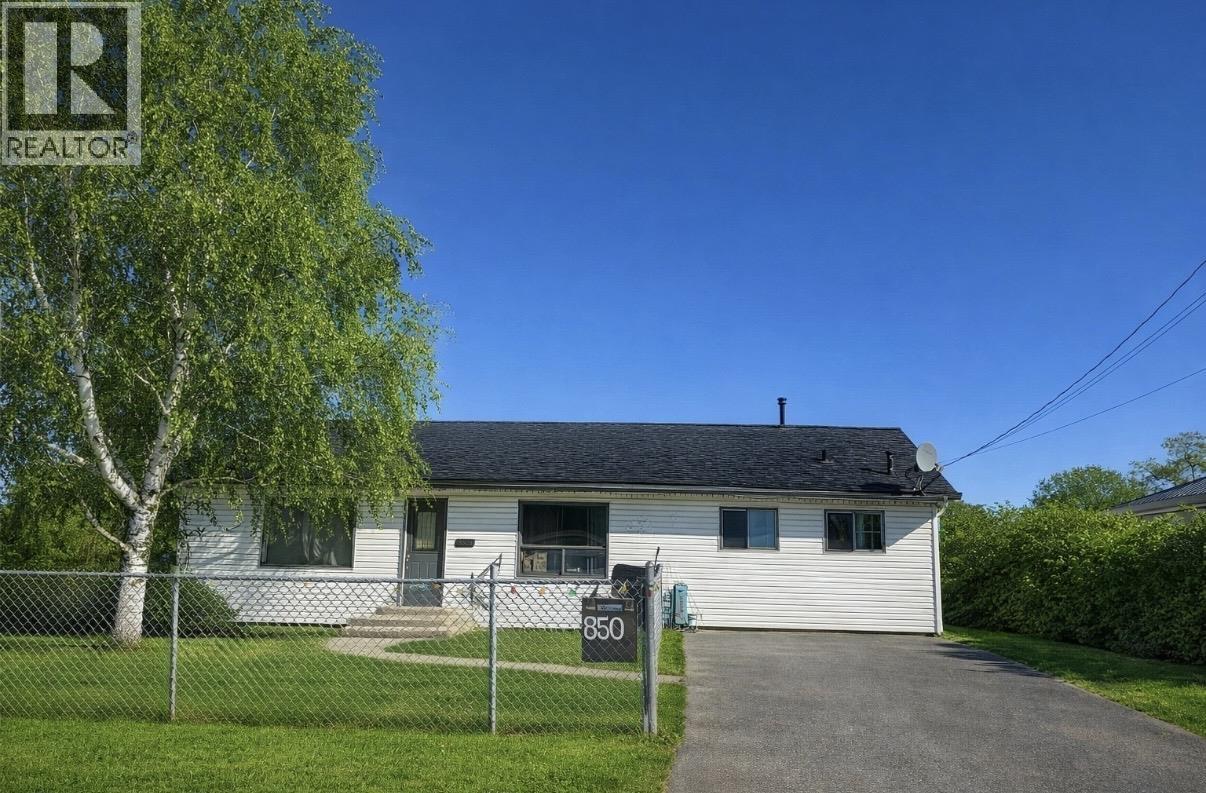 8508 98 AVENUE - 1