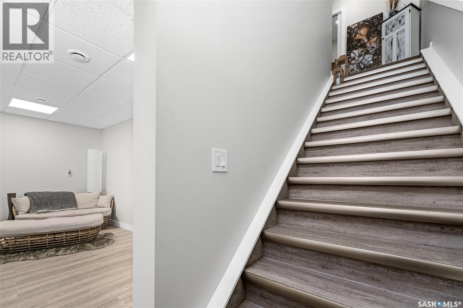 424 9th AVENUE W - Image 8